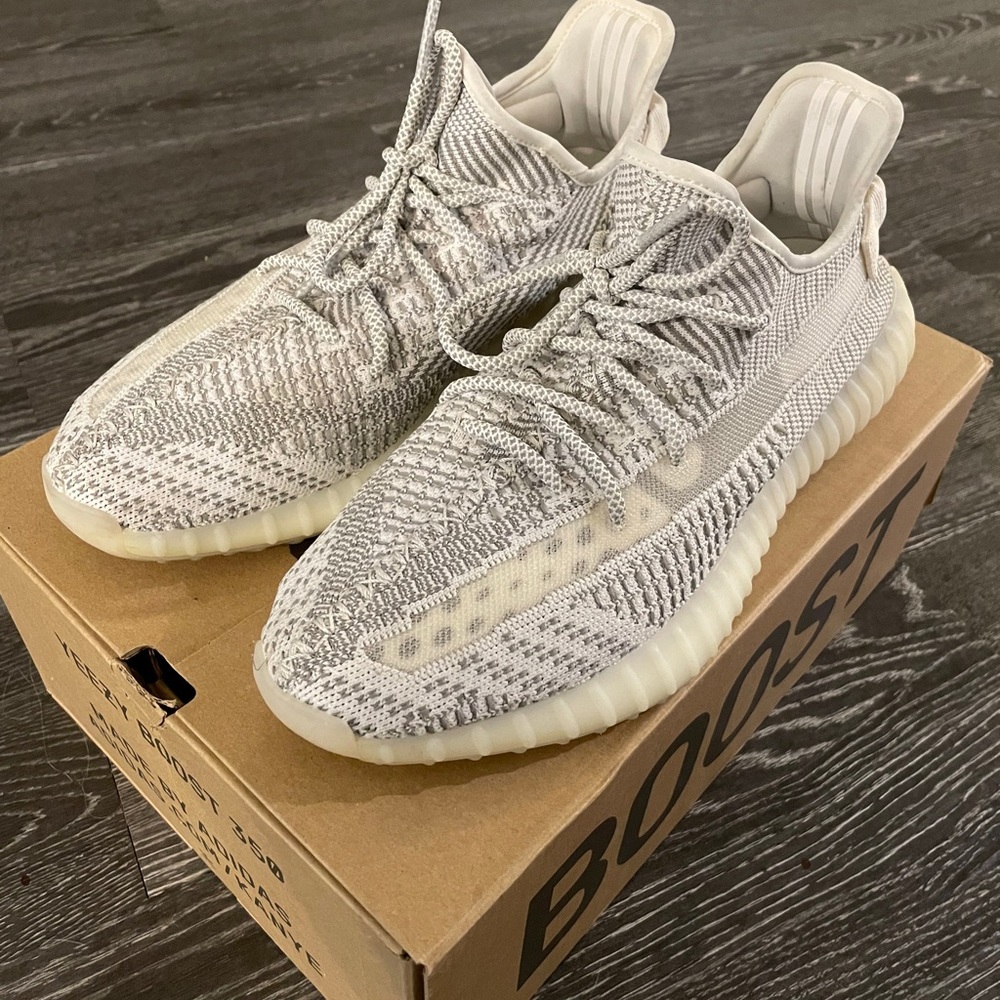 YEEZY BOOST 350 V2 STATIC